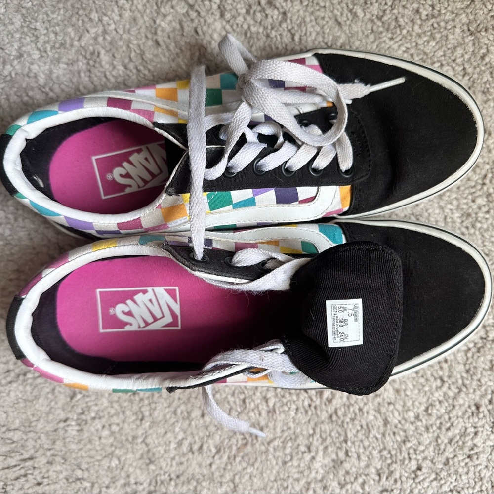 Vans Old Sko Low-Top Rainbow Checkered shoes - Picture 3 of 6